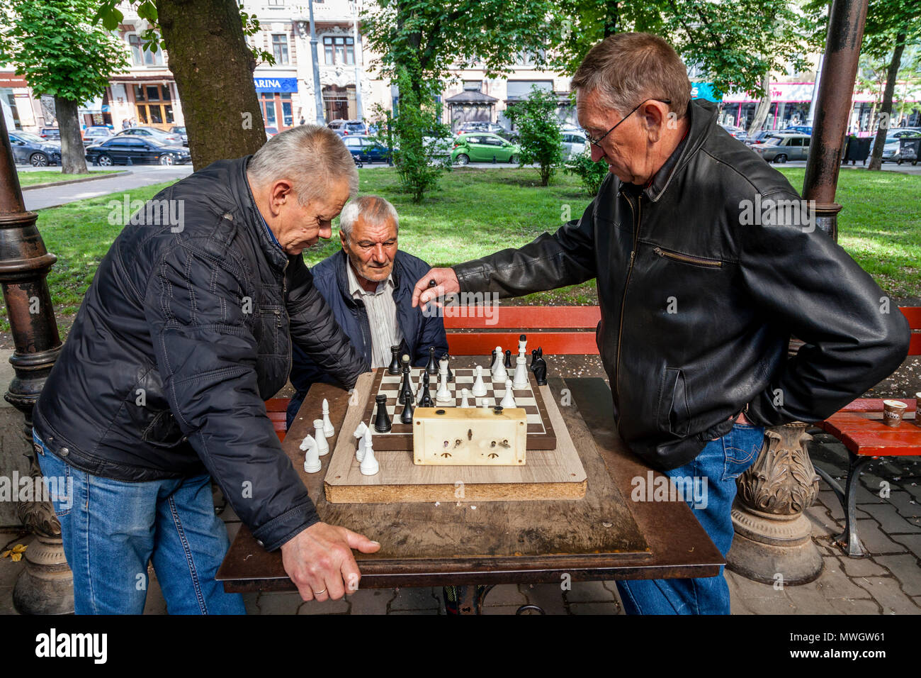 Odessa, Ukraine. 31st Mar, 2022. People play chess at the city