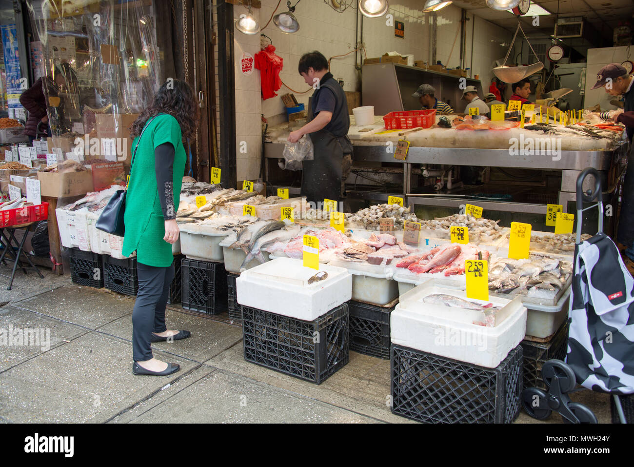 Fish and vegetable markets in Chinatown, New York NY Stock Photo Alamy