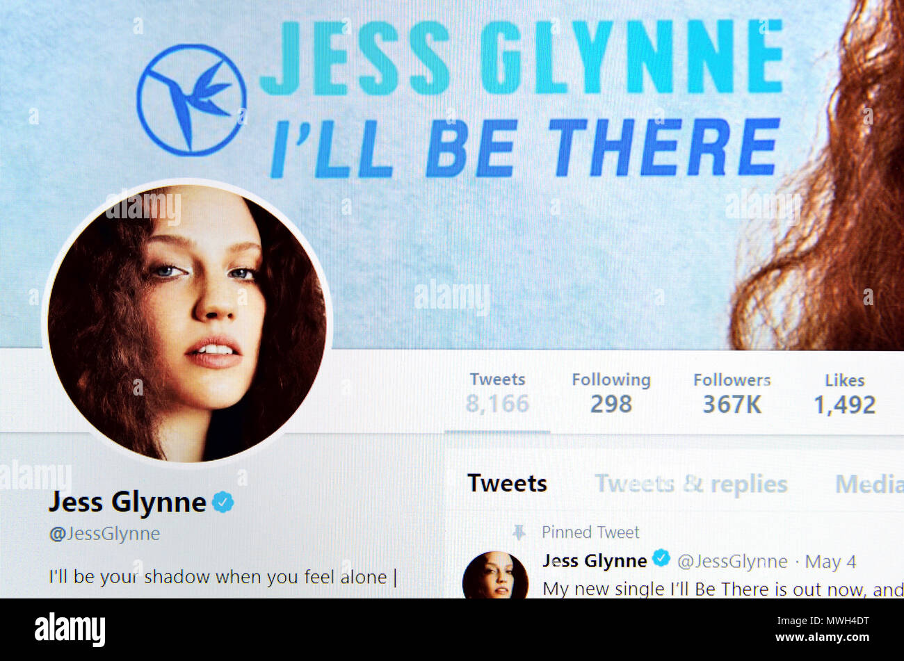 Jess Glynn Twitter page (2018) Stock Photo