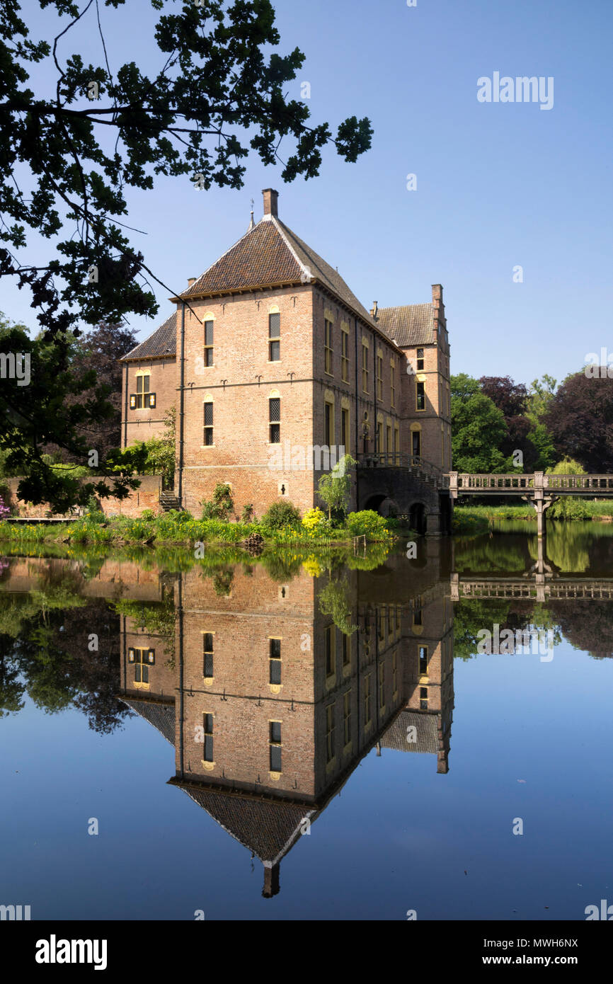 Castle Vorden in the Achterhoek reflecting in its moat Stock Photo