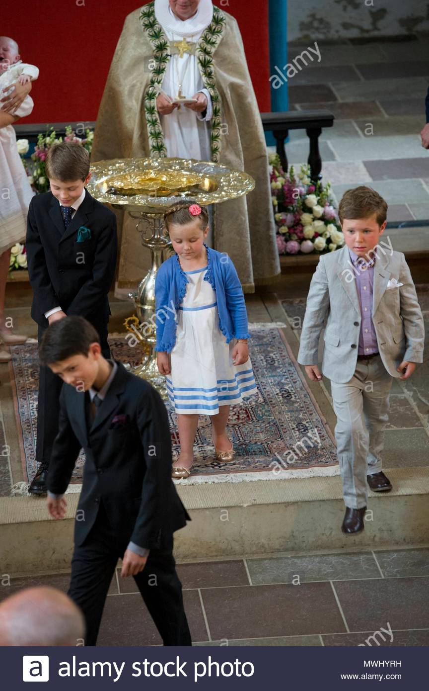 prince-christian-and-princess-isabella-the-royal-christening-of-princess-athena-marguerite-francoise-marie-daughter-of-prince-joachim-and-princess-marie-at-moegeltoender-church-may-20-2012-code-03495jsu-photo-jesper-sunesenall-over-press-denmark-MWHYRH.jpg