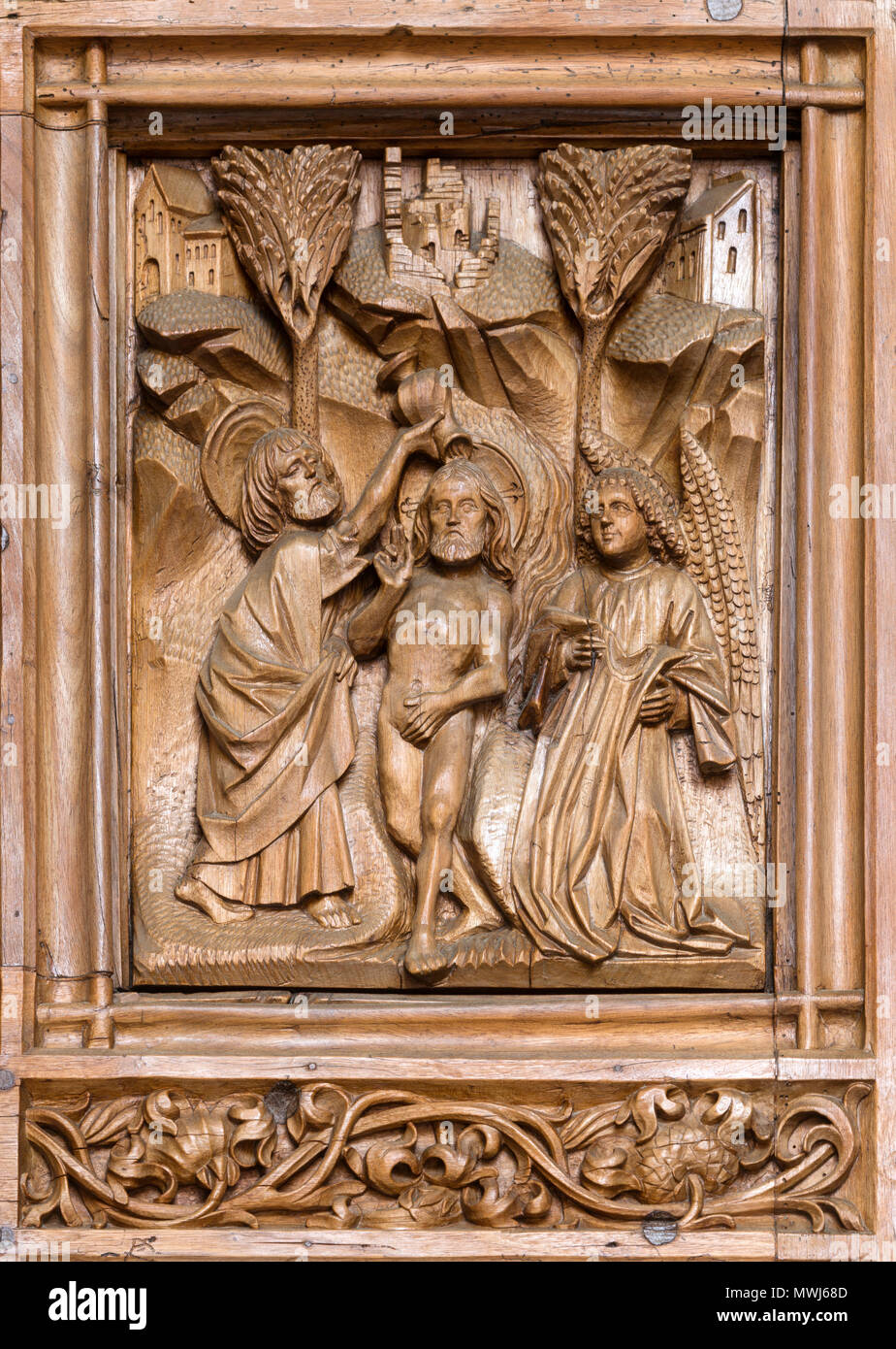 Konstanz, Münster, Westportal, rechter Türflügel, Bildhauer Heinrich Yselin und Simon Haider um 1470, Taufe Christi Stock Photo