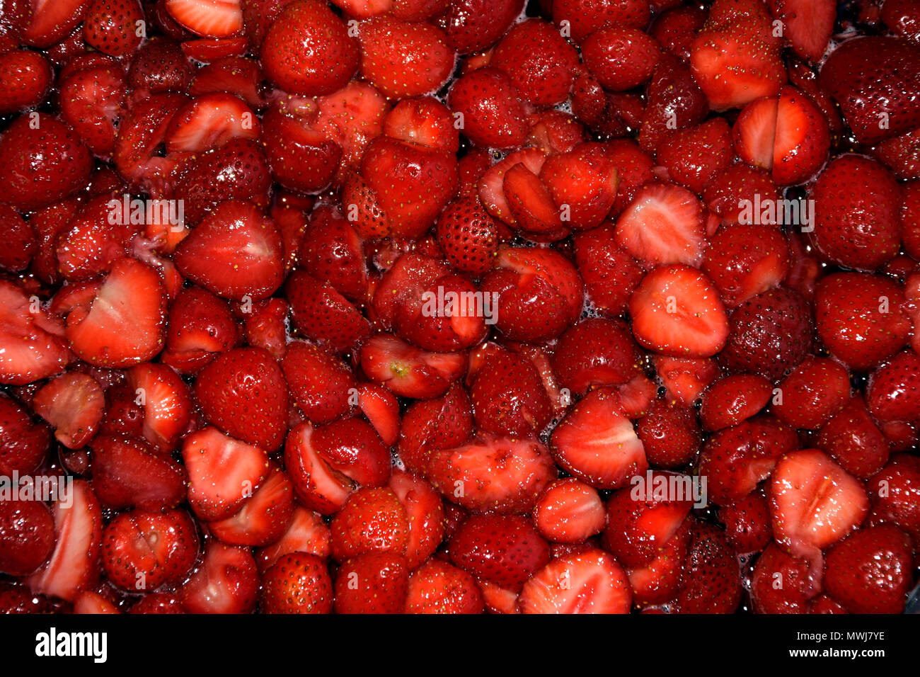 Strawberry maceration in sugar syrup Stock Photo Alamy