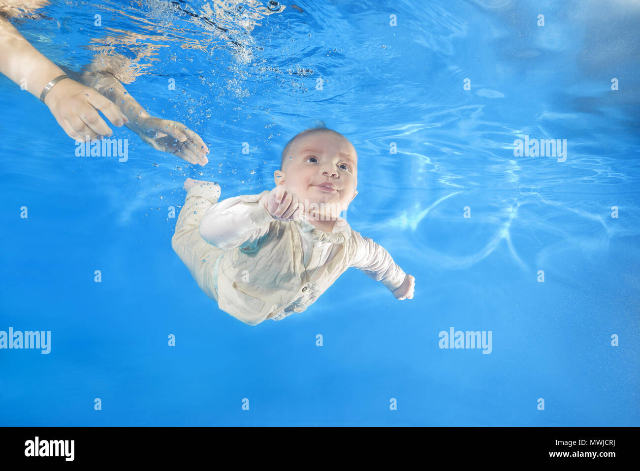 swimming pool dress boy