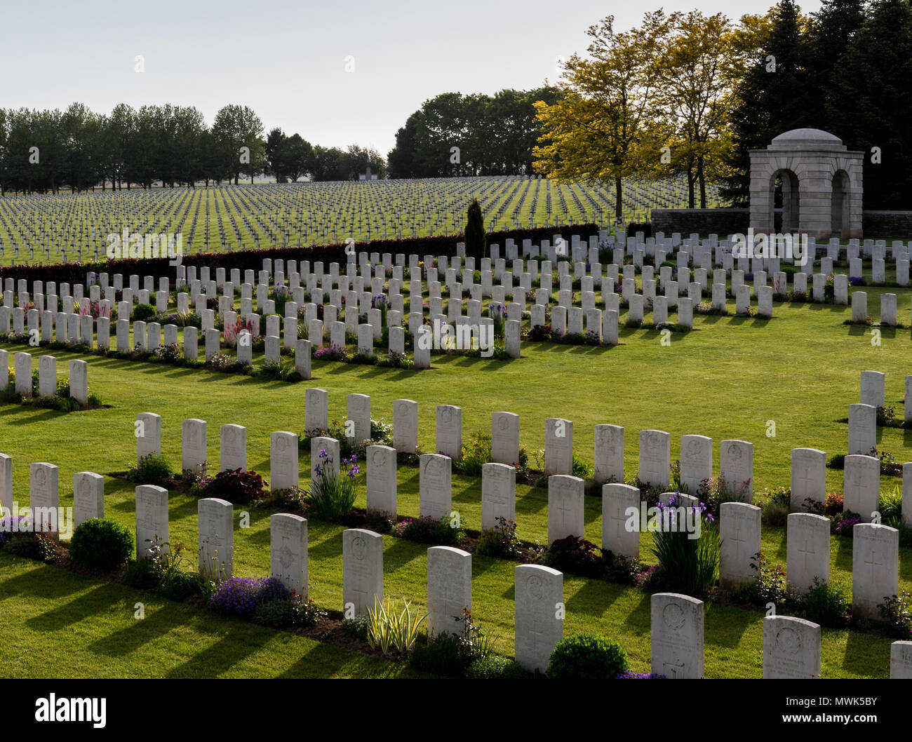 La Targette British and French war cemeteries, Neuville St Vaast Stock Photo