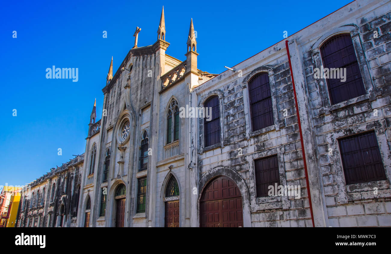 LEON, NICARAGUA, MAY, 16, 2018: Outdoor view of the biggest Cathedral of Central America in a sunny day and blue sky background in dowtown in Leon Stock Photo