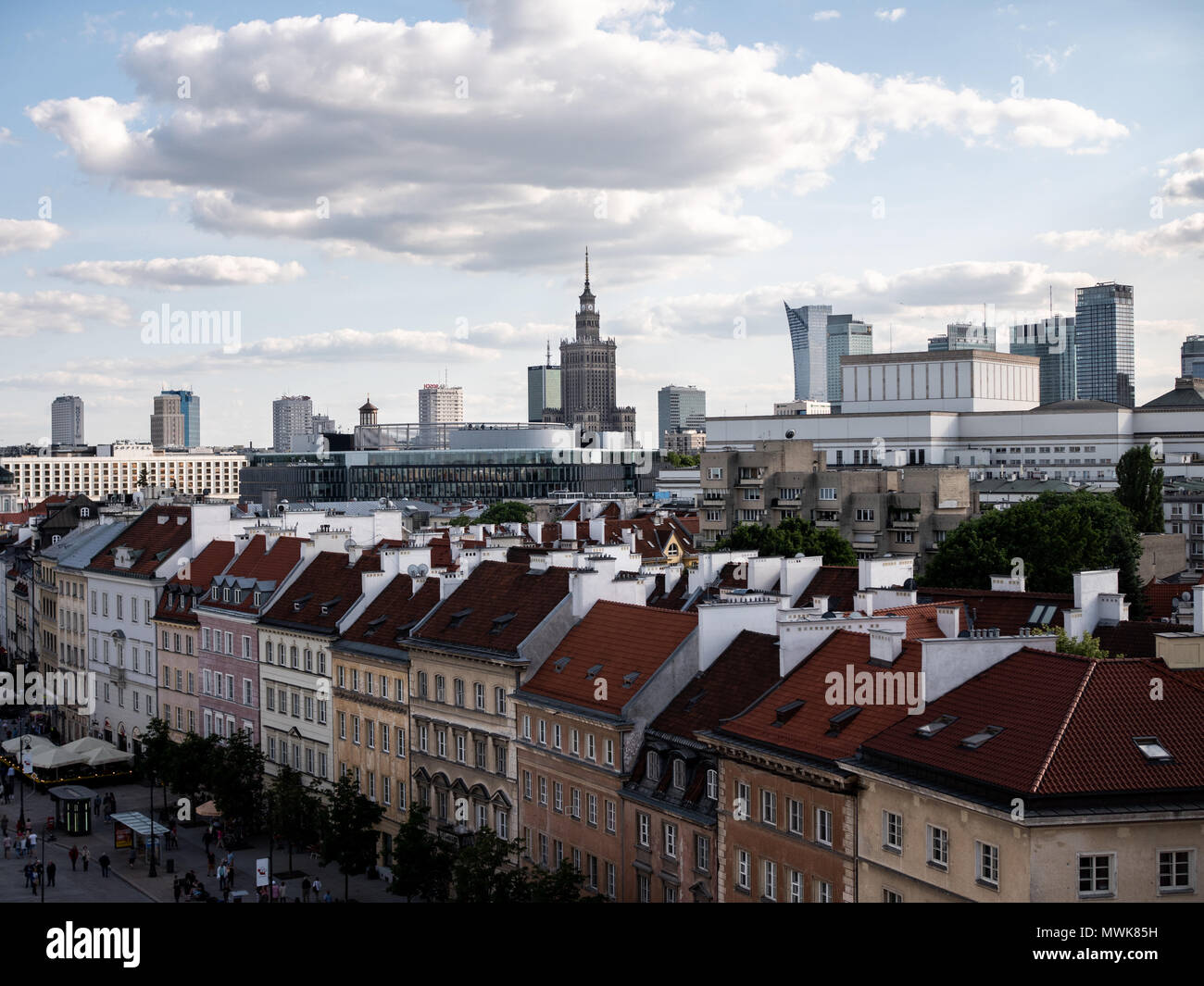Warsaw historical modern hi-res stock photography and images - Alamy