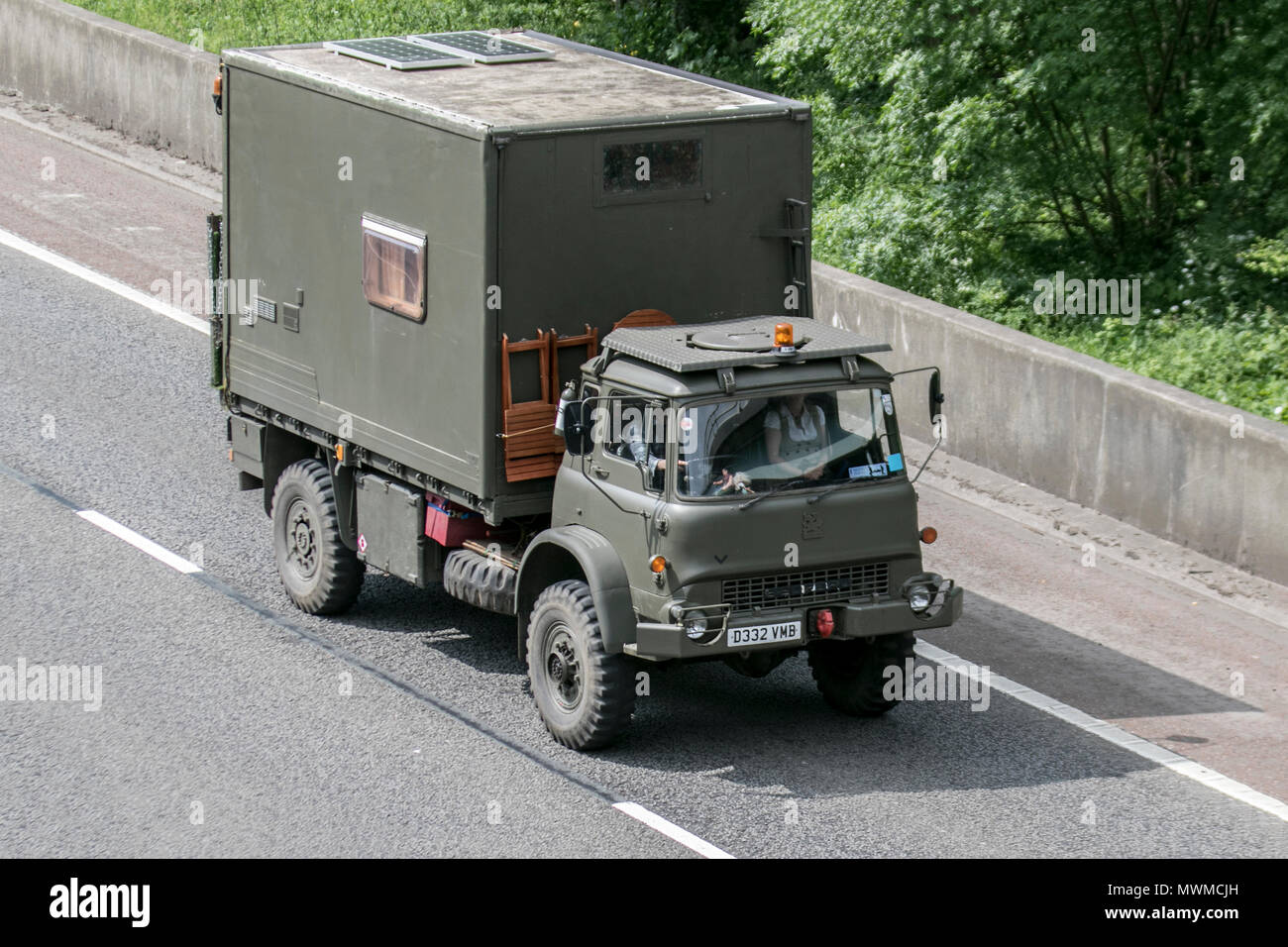 1987 80s eighties Bedford Green Army, haulage, lorry, transportation, truck, cargo, vehicle, delivery, transport, industry, freight, UK Stock Photo