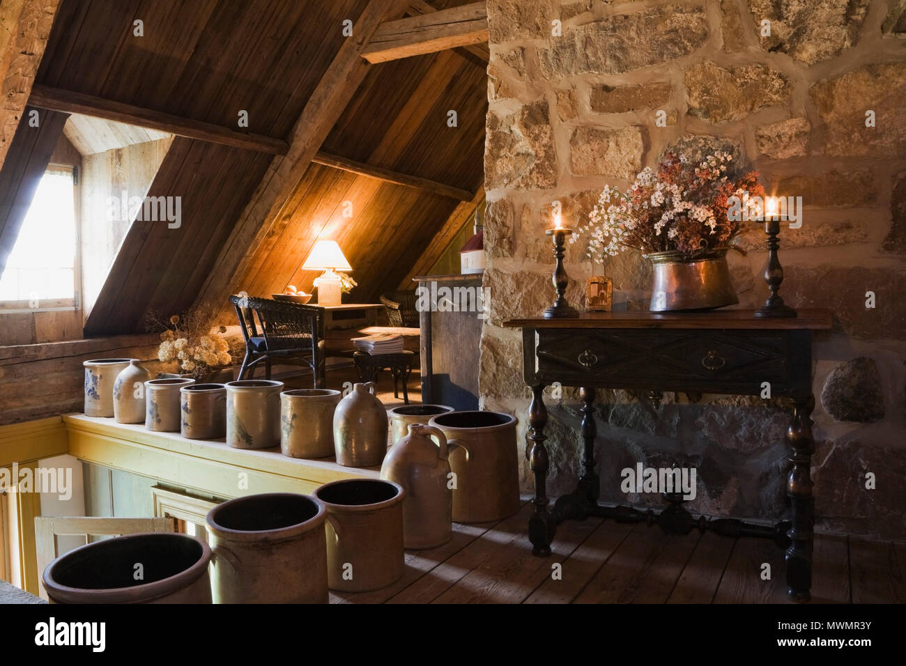 18th century chimney pots hi-res stock photography and images - Alamy