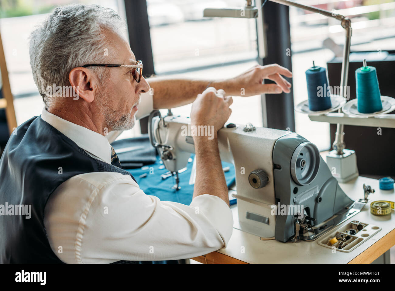Threading needle hires stock photography and images Alamy