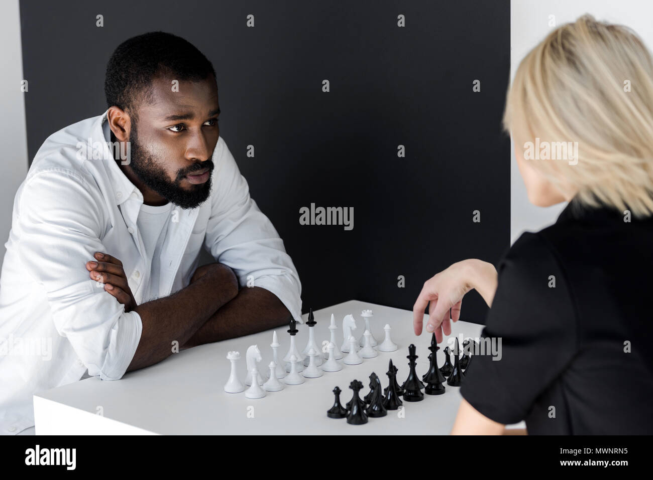 Playing chess at the beach hi-res stock photography and images - Alamy