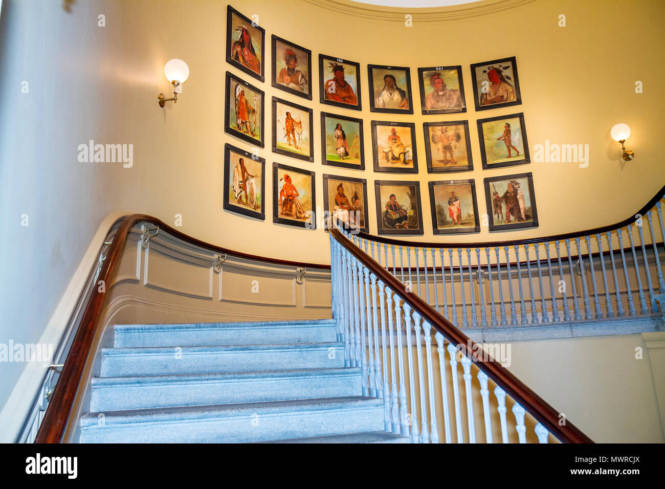 Washington DC,National Portrait Gallery,Donald W,Reynolds Center for American Art & Portraiture,stairs,curve,banister,Native American Indian indigenou Stock Photo