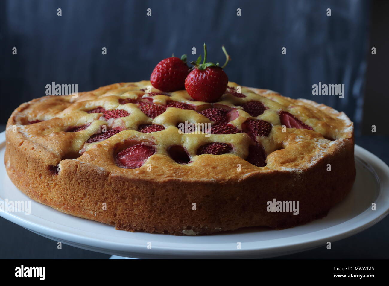 homemade strawberry cake Stock Photo - Alamy