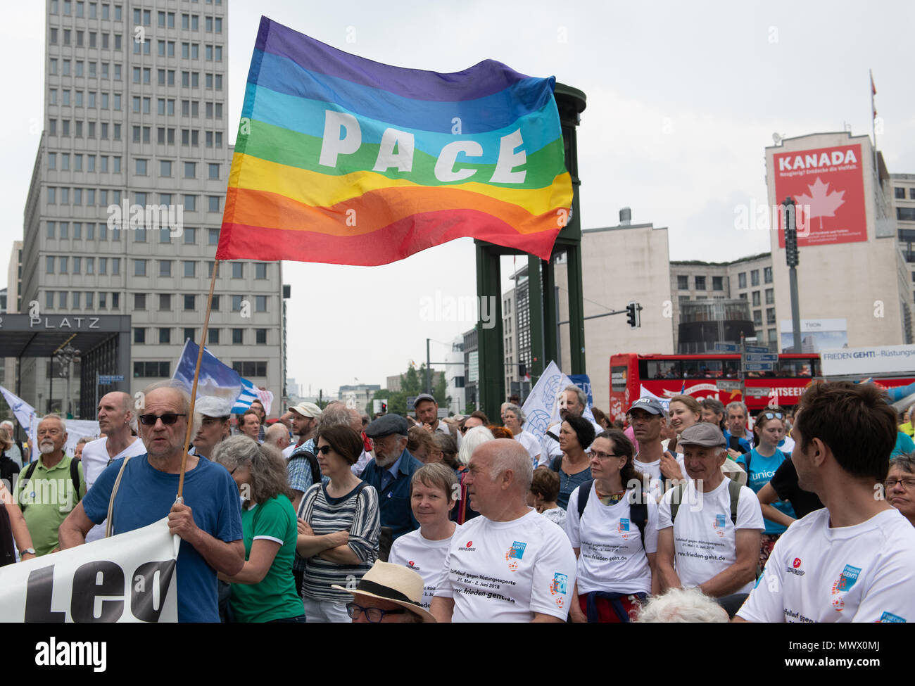 Peace Relay Stock Photos Peace Relay Stock Images Alamy