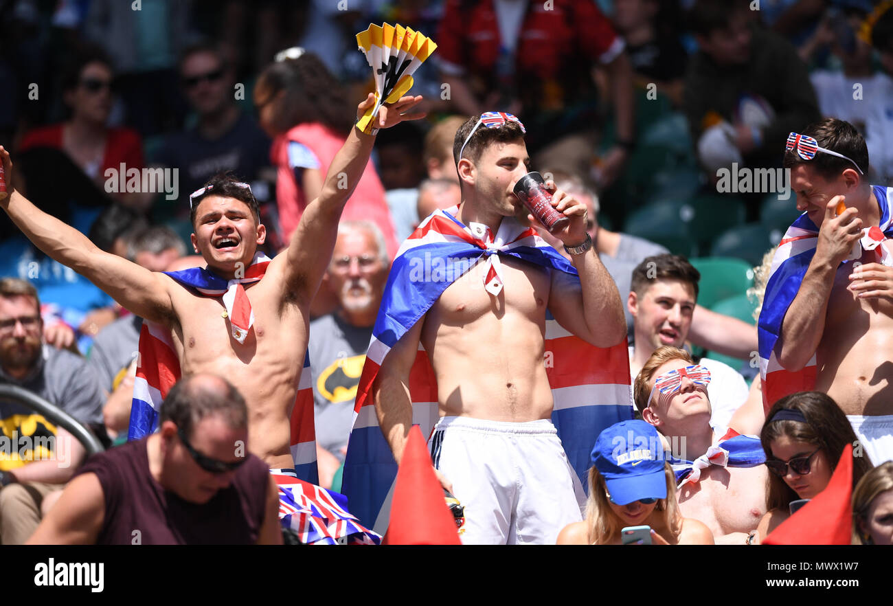Twickenham Stadium, London, UK. 2nd June, 2018. HSBC World Rugby Sevens Series, England fans show their support for their team Credit: Action Plus Sports/Alamy Live News Stock Photo