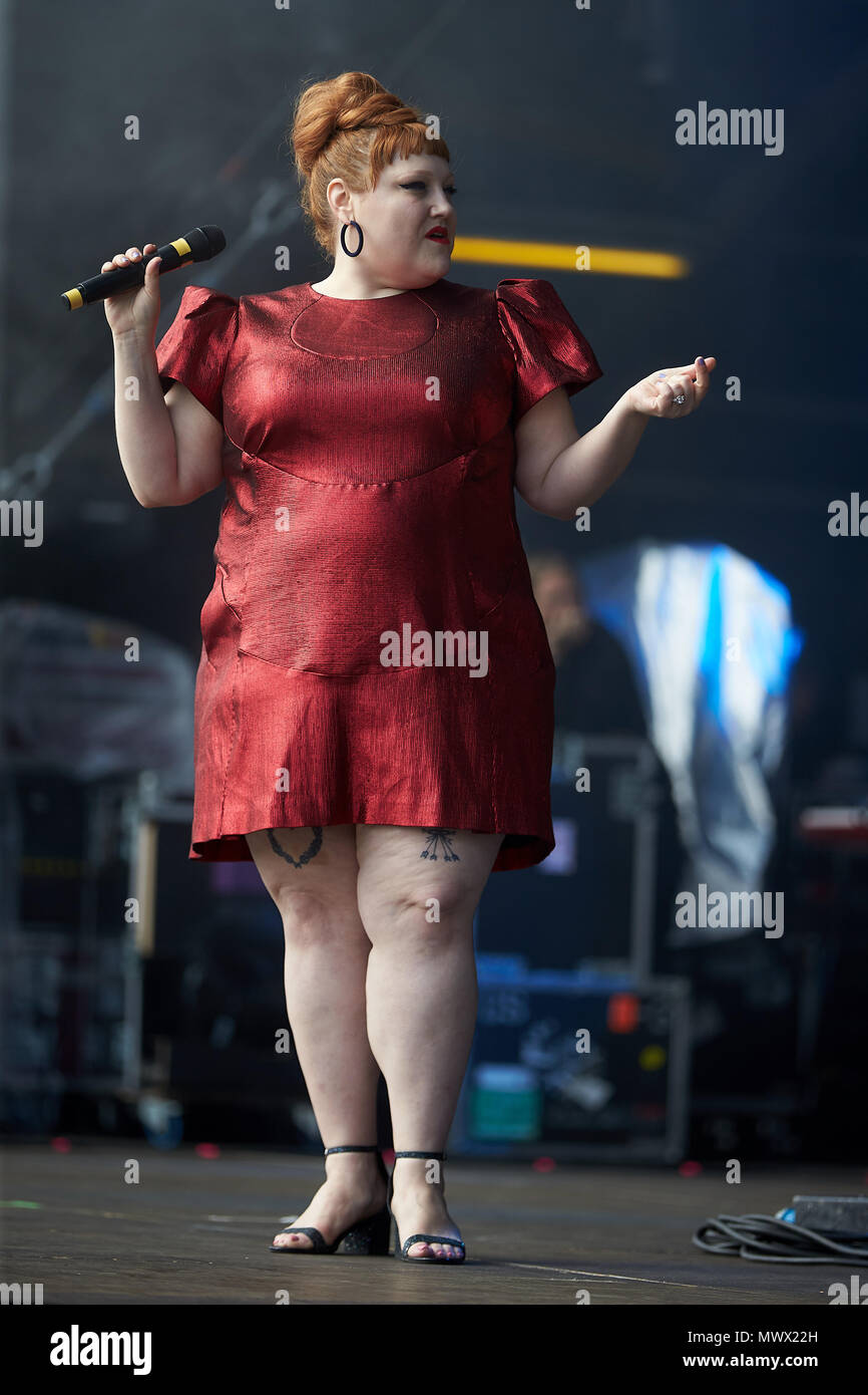 Nuerburg, Germany. 2nd June 2018. American singer-songwriter Beth Ditto performs on the main stage of open-air festival 'Rock am Ring'. The festival features around 80 bands performing on 3 different stages. Photo: Thomas Frey/dpa Credit: dpa picture alliance/Alamy Live News Stock Photo