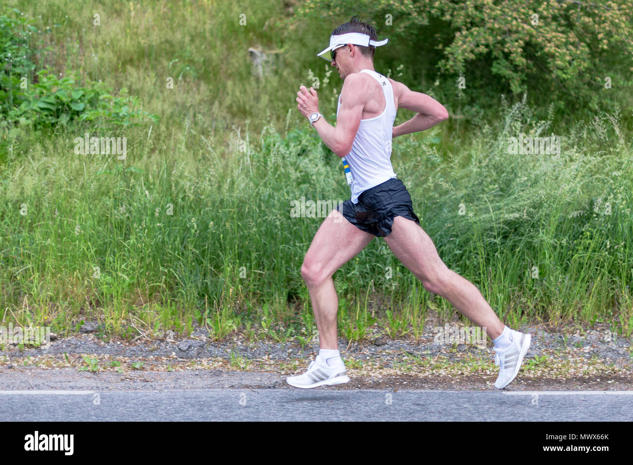 Stockholm, Sweden. 2nd June 2018.  Runners during the Stockholm Marathon 2018 in very hot conditions. Credit: Stefan Holm/Alamy Live News Stock Photo