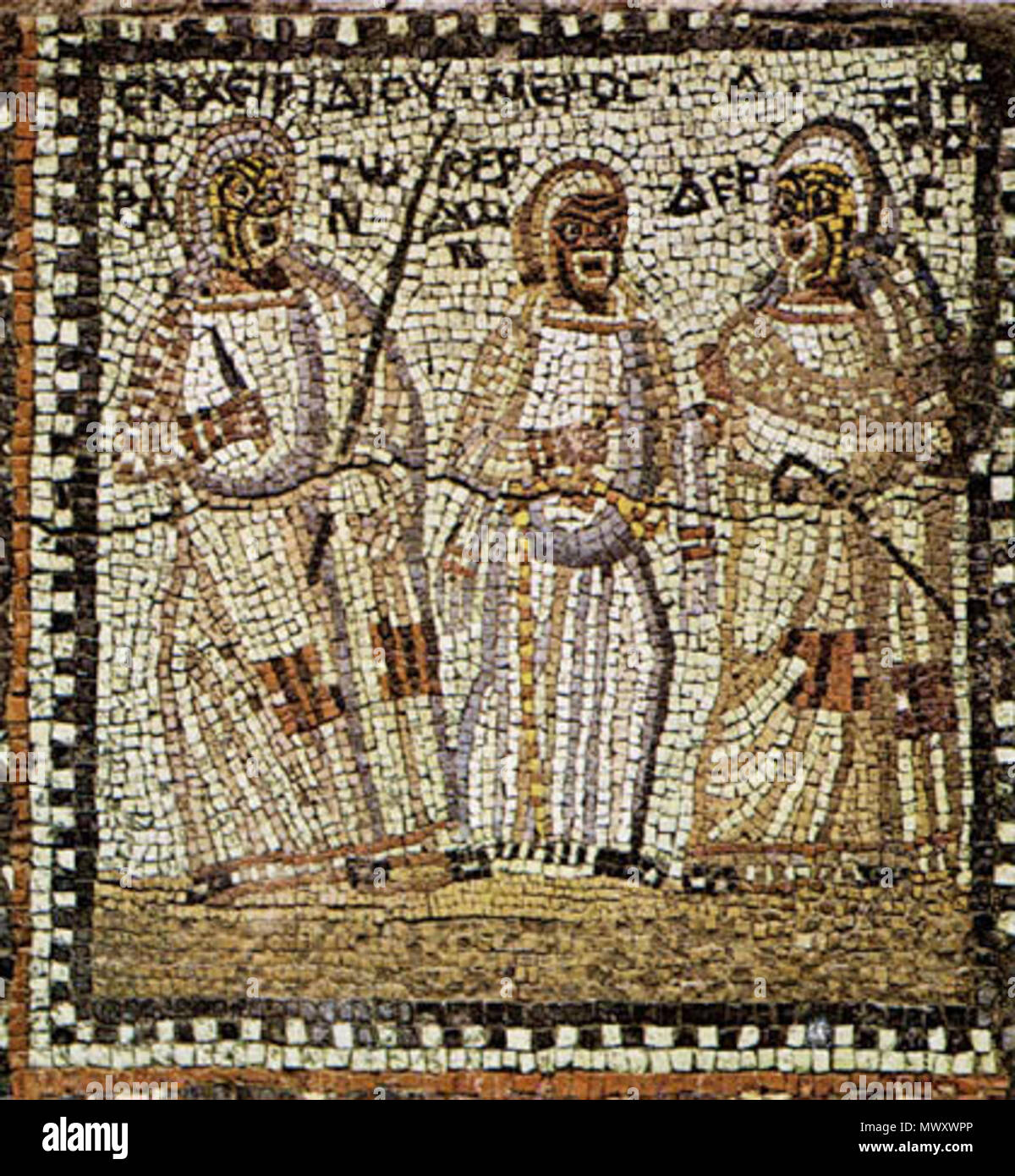 .  English: Illustration of a scene from act 4 of Menander's comedy 'Encheiridion' (Dagger), mosaic panel from the dining room of the House of Menander in Mytilene, 3rd century AD (excavators) or later 4th century AD (S. Nervegna).  Deutsch: Illustration einer Szene vom 4. Akt von Menanders Komödie 'Encheiridion' (Der Dolch), Mosaiktafel aus dem Esszimmer des Menander Hauses in Mytilene, 3. Jhdt. n. Chr. (so die Ausgräber) oder spätes 4. Jhdt. (S. Nervegna).  . 17 June 2011. anonymous, 3rd century AD 188 Encheiridion (Dagger) Act 4 Mytilene 3cAD Stock Photo