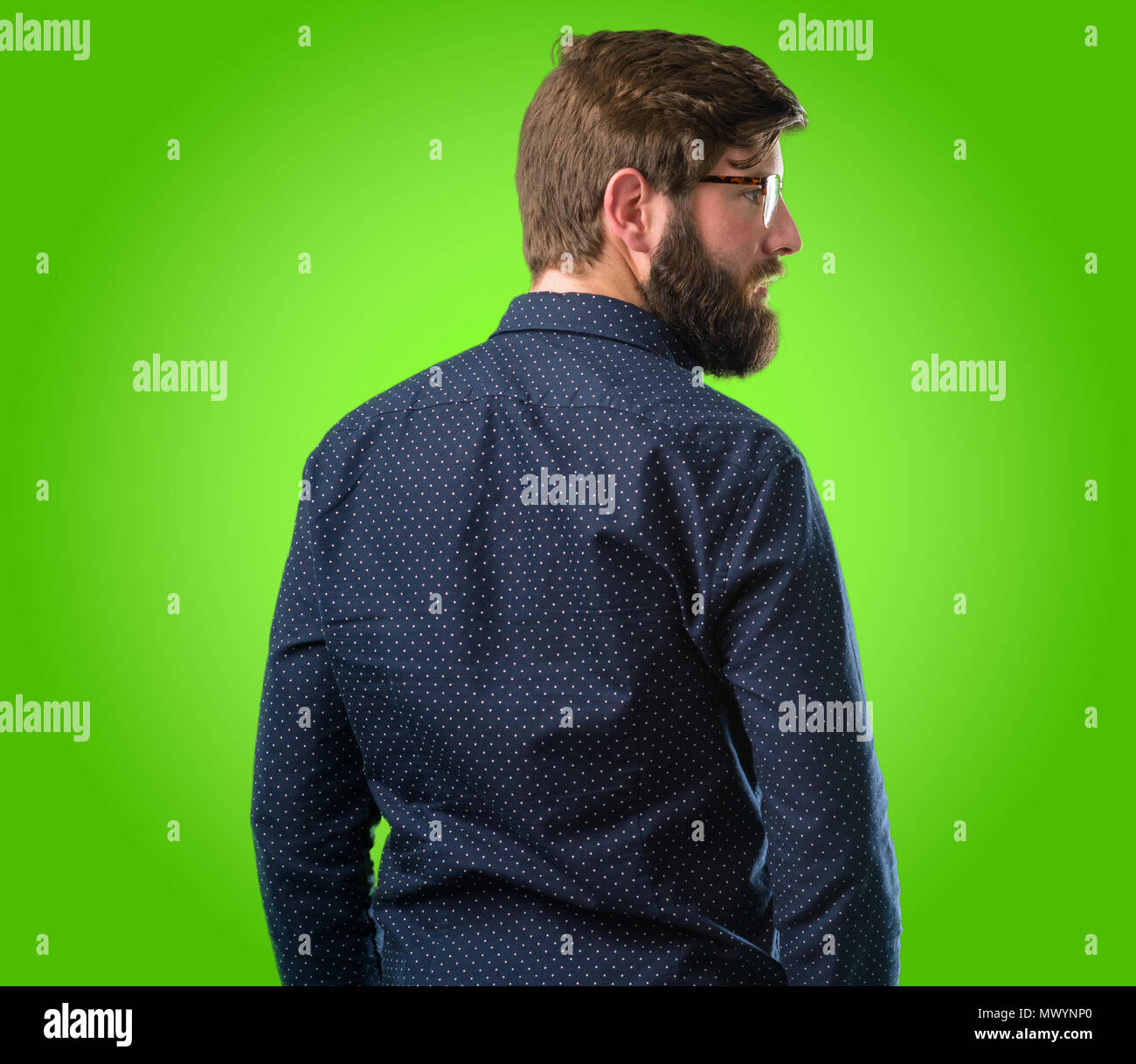 Man back head turned standing hi-res stock photography and images - Alamy