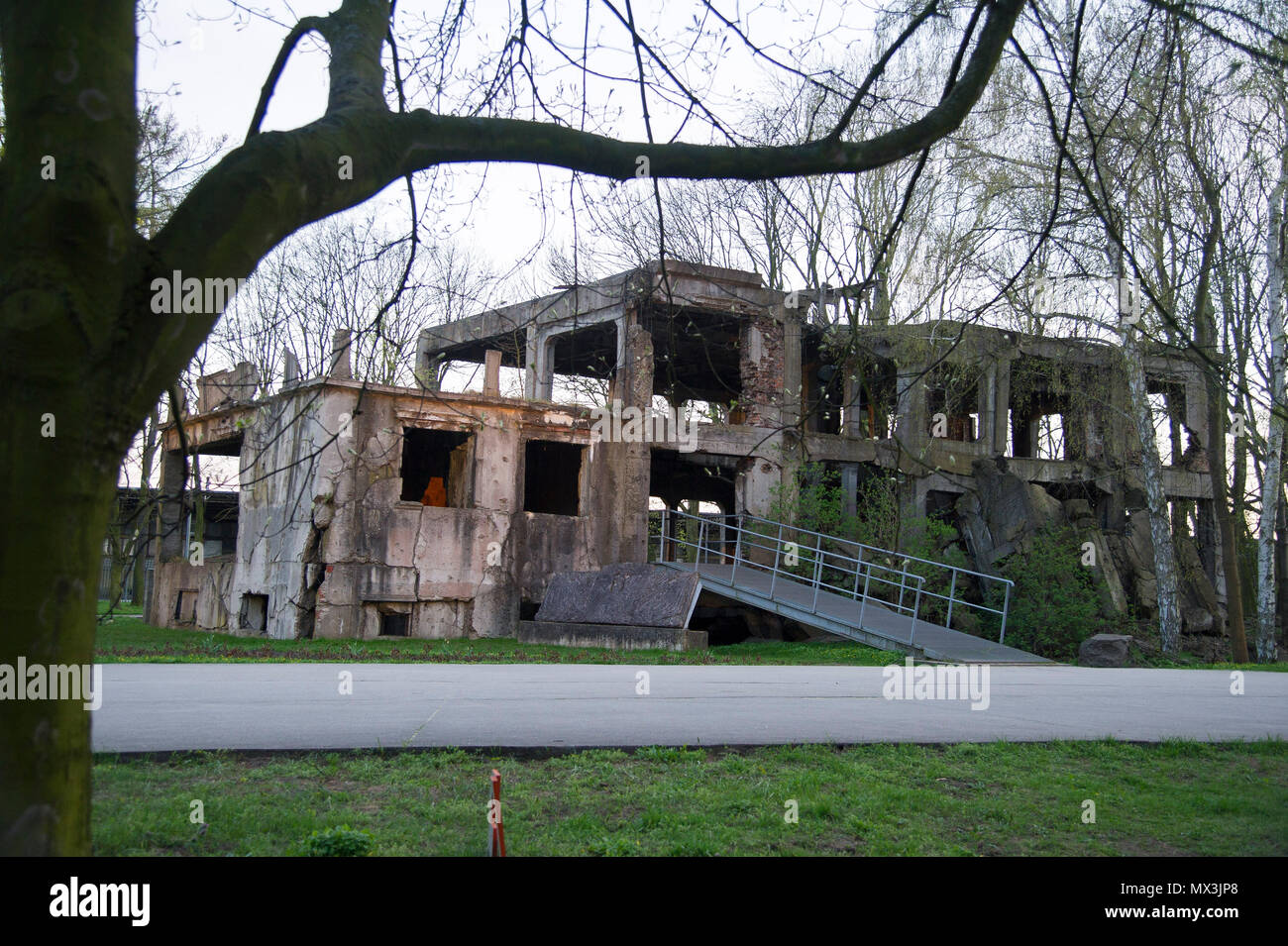 Remains of New Barracks of former Wojskowa Skladnica Tranzytowa (Polish ...