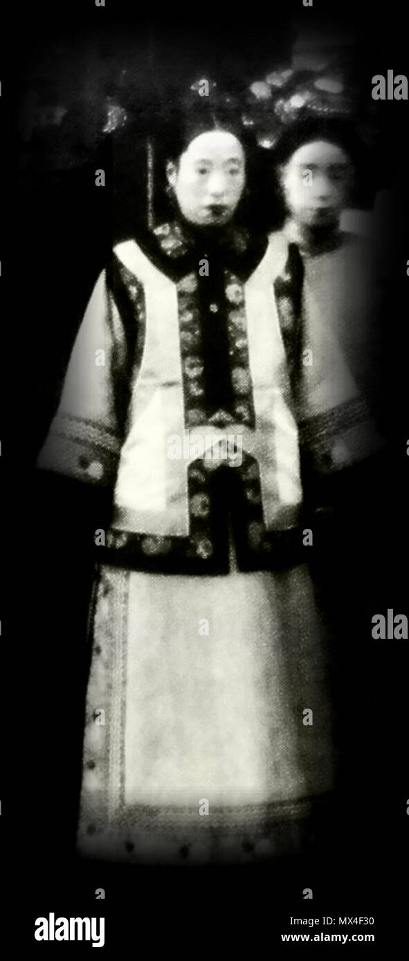 . English: Photograph of the Qing Dynasty Empress Longyu 中文（简体 ...