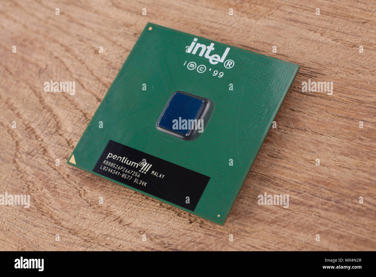 Pentium iii hi-res stock photography and images - Alamy