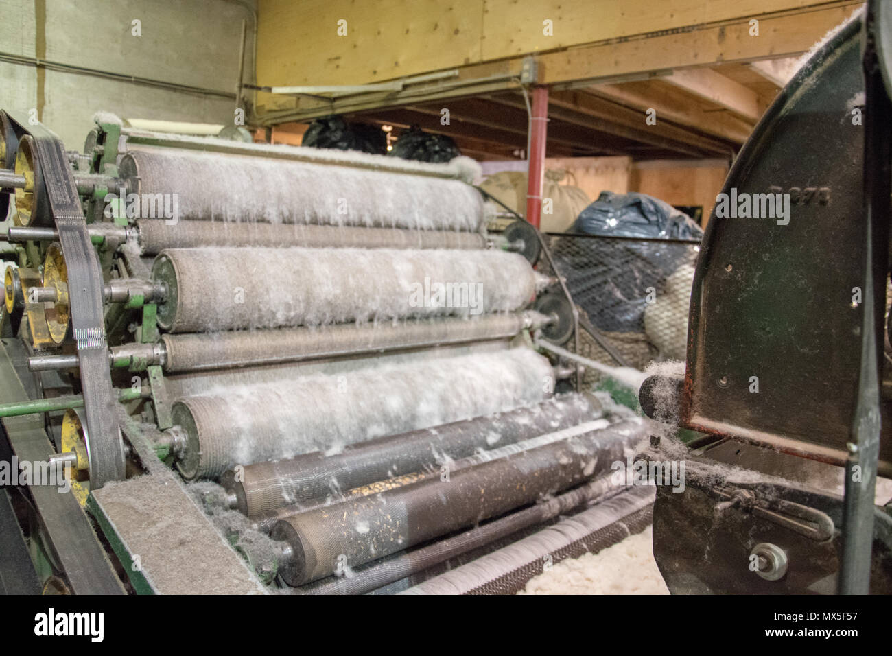 Wool carding hi-res stock photography and images - Alamy