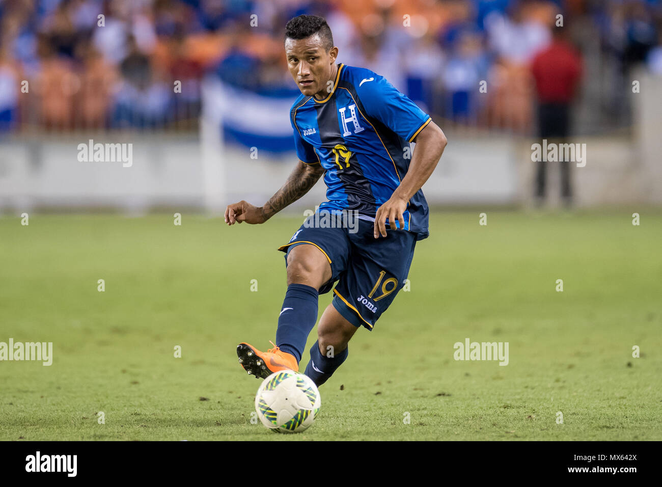 Houston, TX, USA. 2nd June, 2018. Honduras Luis Garrido (19) passes the ball during an international soccer friendly match between Honduras and El Salvador at BBVA Compass Stadium in Houston, TX. El Salvador won the game 1 to 0.Trask Smith/CSM/Alamy Live News Stock Photo