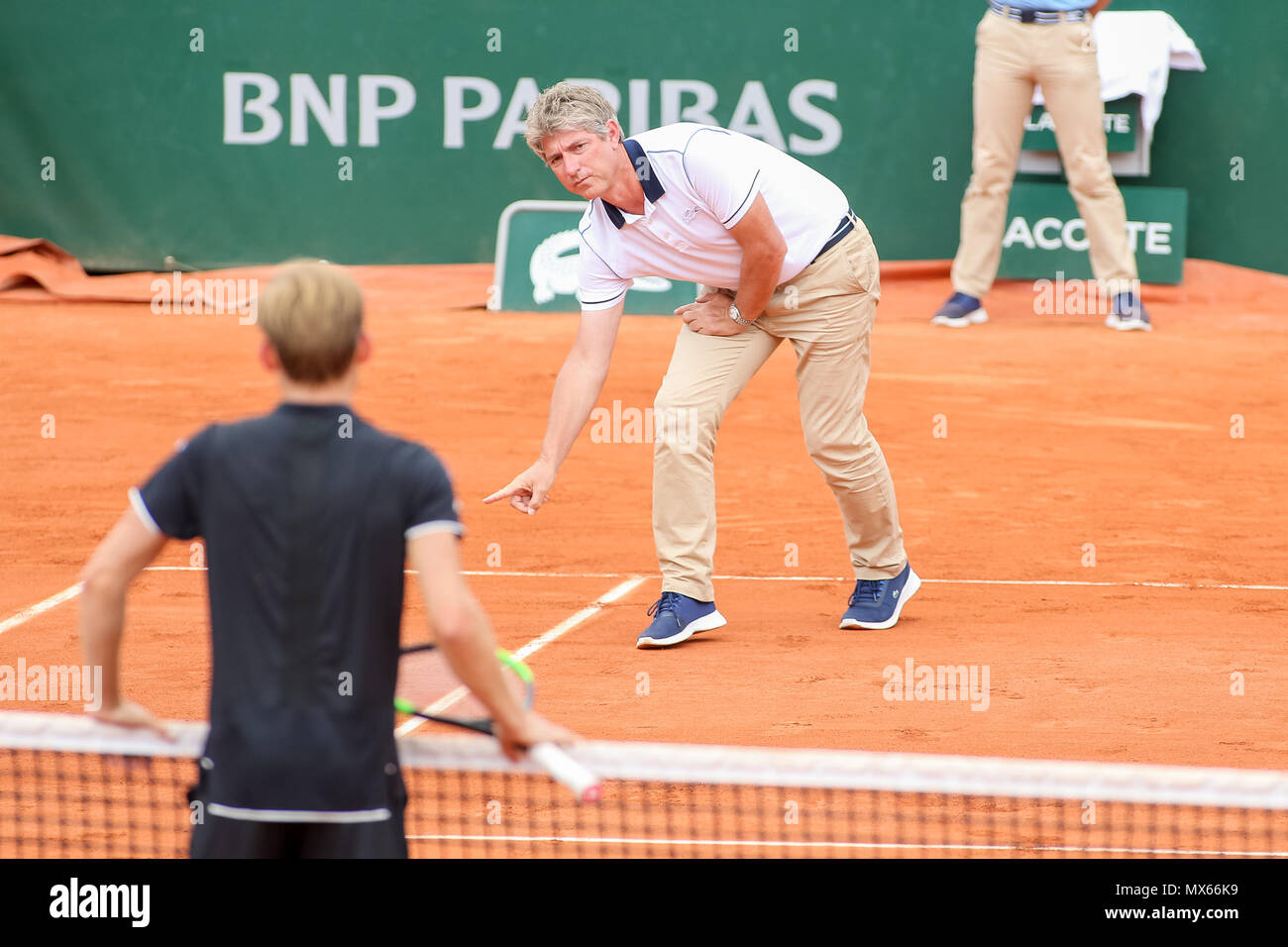 Tennis chair umpire hires stock photography and images Alamy