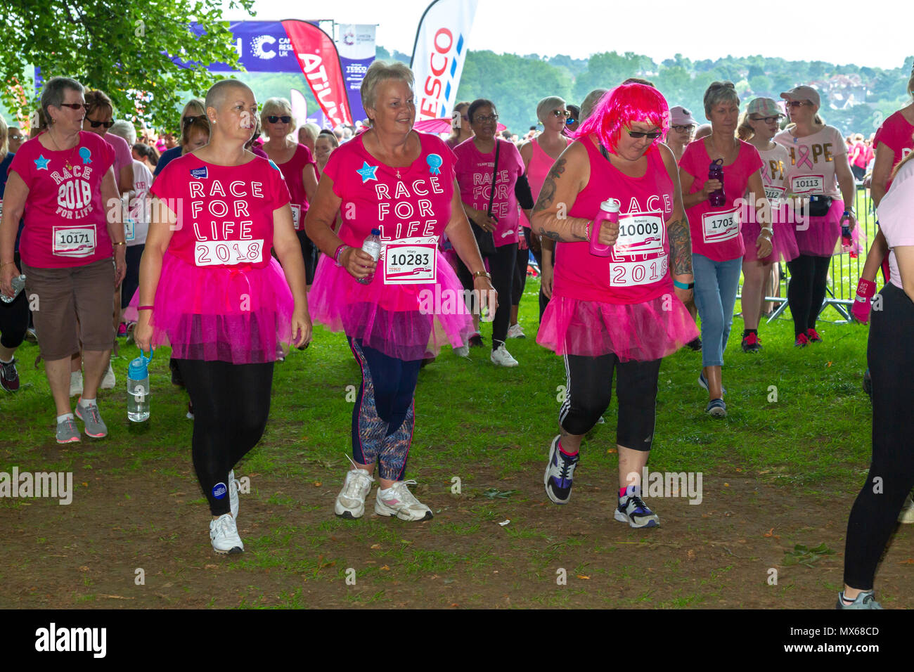 Northampton, UK. Abington Park, 3rd June 2018. Over 2000 entrants for todays Race for Life on a hot humid morning, raising funds for Cancer Research, a 5 and 10 km course which takes in most of Abington Park. Credit: Keith J Smith./Alamy Live News. Stock Photo