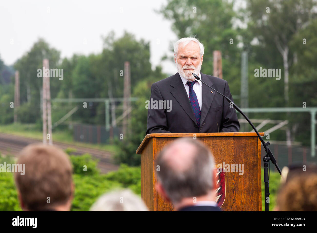 Eschede, Germany. 03 May 2018, Germany, Eschede: The spokesman from 'Selbsthilfe Eschede' (lit. self-help Eschede', Heinrich Loewen, speaking during the 20th anniversary of the train accident in Eschede. The ICE 'Wilhelm Conrad Roentgen' derailed on the 3 June 1998 at tempo 200 and drove into a highway bridge. 101 people died. Photo: Philipp von Ditfurth/dpa Stock Photo
