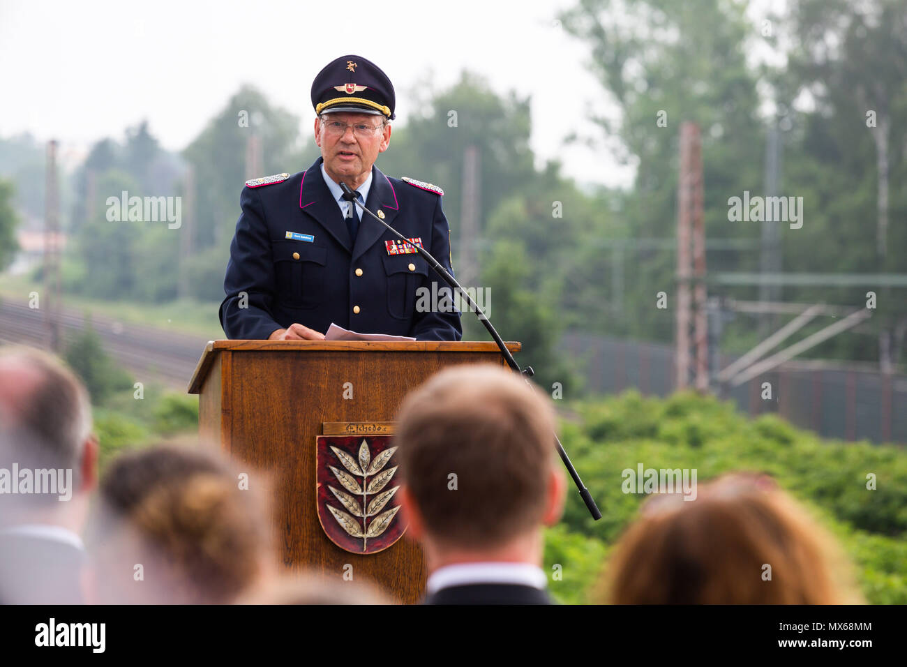Eschede, Germany. 03 May 2018, Germany, Eschede: The former officer-in-charge of the fire department, Gerd Bakeberg, speaking at the memorial event for the 20th anniversary of the train accident in Eschede. The ICE 'Wilhelm Conrad Roentgen' derailed on the 3 June 1998 at tempo 200 and drove into a highway bridge. 101 people died. Photo: Philipp von Ditfurth/dpa Stock Photo