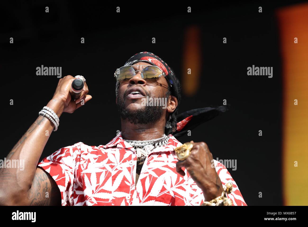 z kim teraz jest 2 chainz