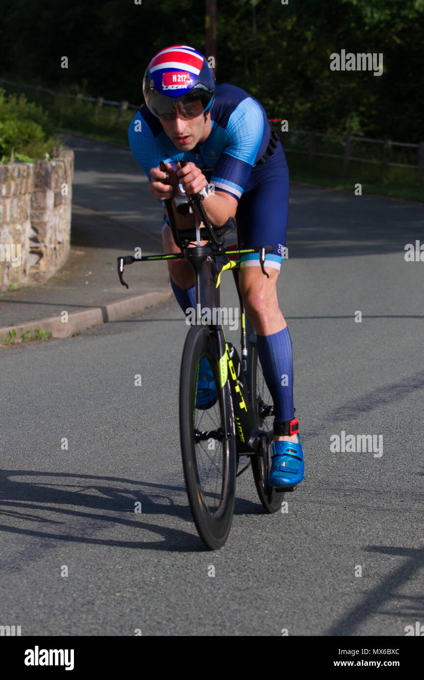 Chester, UK. 3 June 2018. Phil Ellison takes overall third place in the Chester Triathlon Club Deva Tri  Middle Distance event. Credit: Charles Allen/Alamy Live News Stock Photo