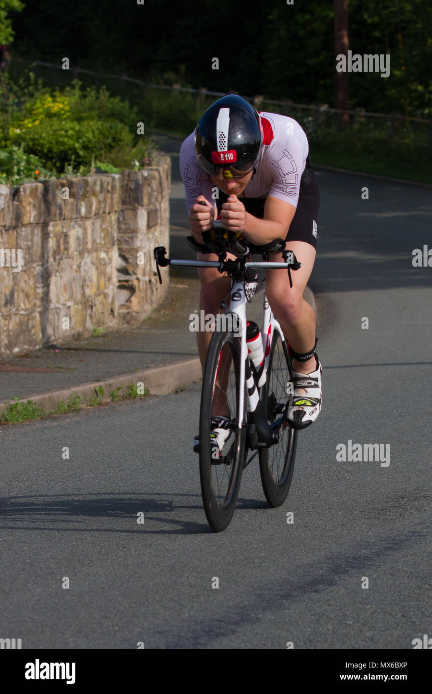 Chester, UK. 3 June 2018. Joe Spraggins, overall second place in the Chester Triathlon Club Deva Tri  Middle Distance event. Credit: Charles Allen/Alamy Live News Stock Photo