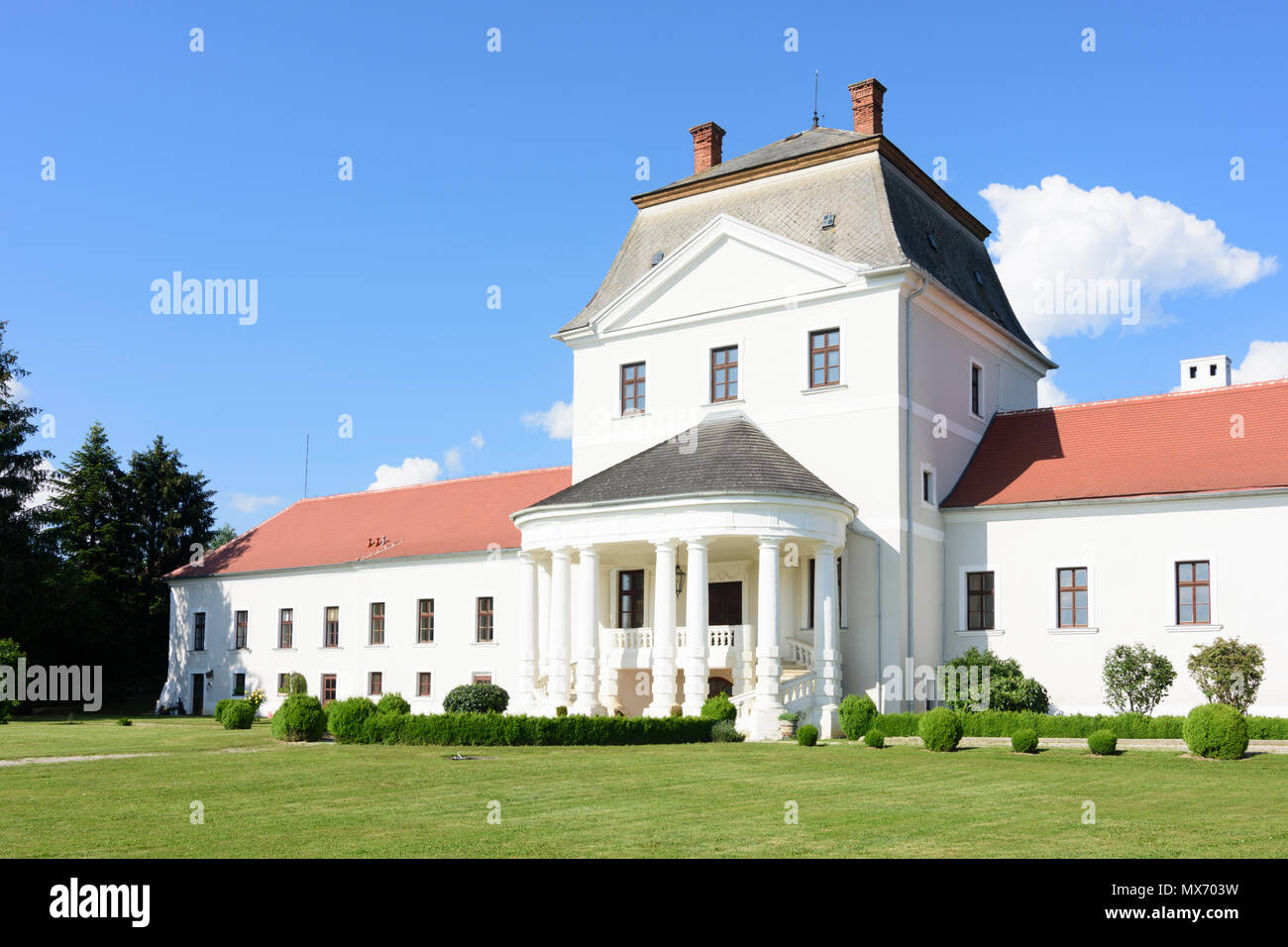 Großwarasdorf: castle Schloss Nebersdorf in Austria, Burgenland, Mittelburgenland Stock Photo