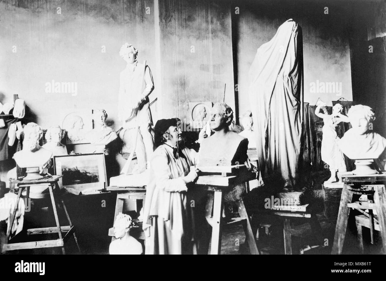 . Elisabet Ney in ihrem Atelier in Texas. circa 1900. Unknown 184 Elisabet Ney in ihrem Atelier in Texas, 1875 Stock Photo