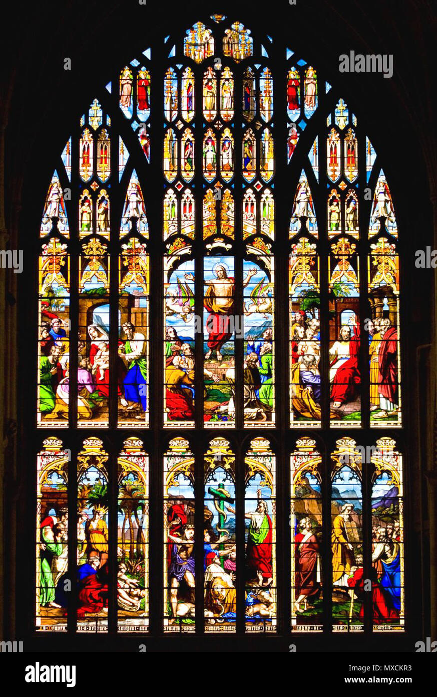 . English: The west window of en:Norwich Cathedral by George Hedgeland (1853) . 18 June 2008. Flickr user 120SQN 449 Norwich Cathedral west window Stock Photo