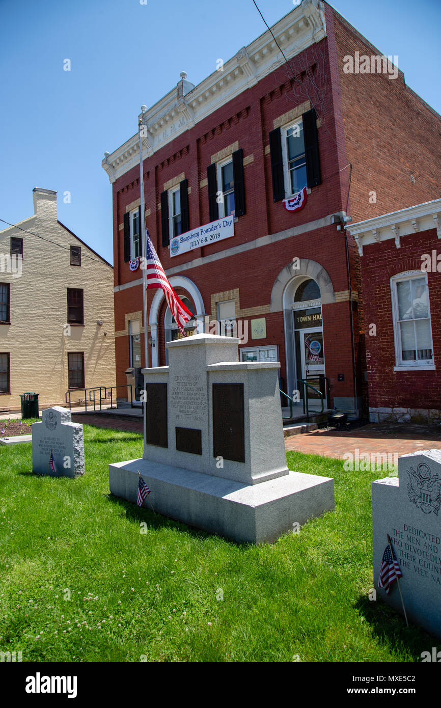 Sharpsburg, MD, USA - May 24, 2018: Memorials at the Town Hall and in Sharpsburg, a quaint and historic town, known for its proximity to Antietam, the Stock Photo