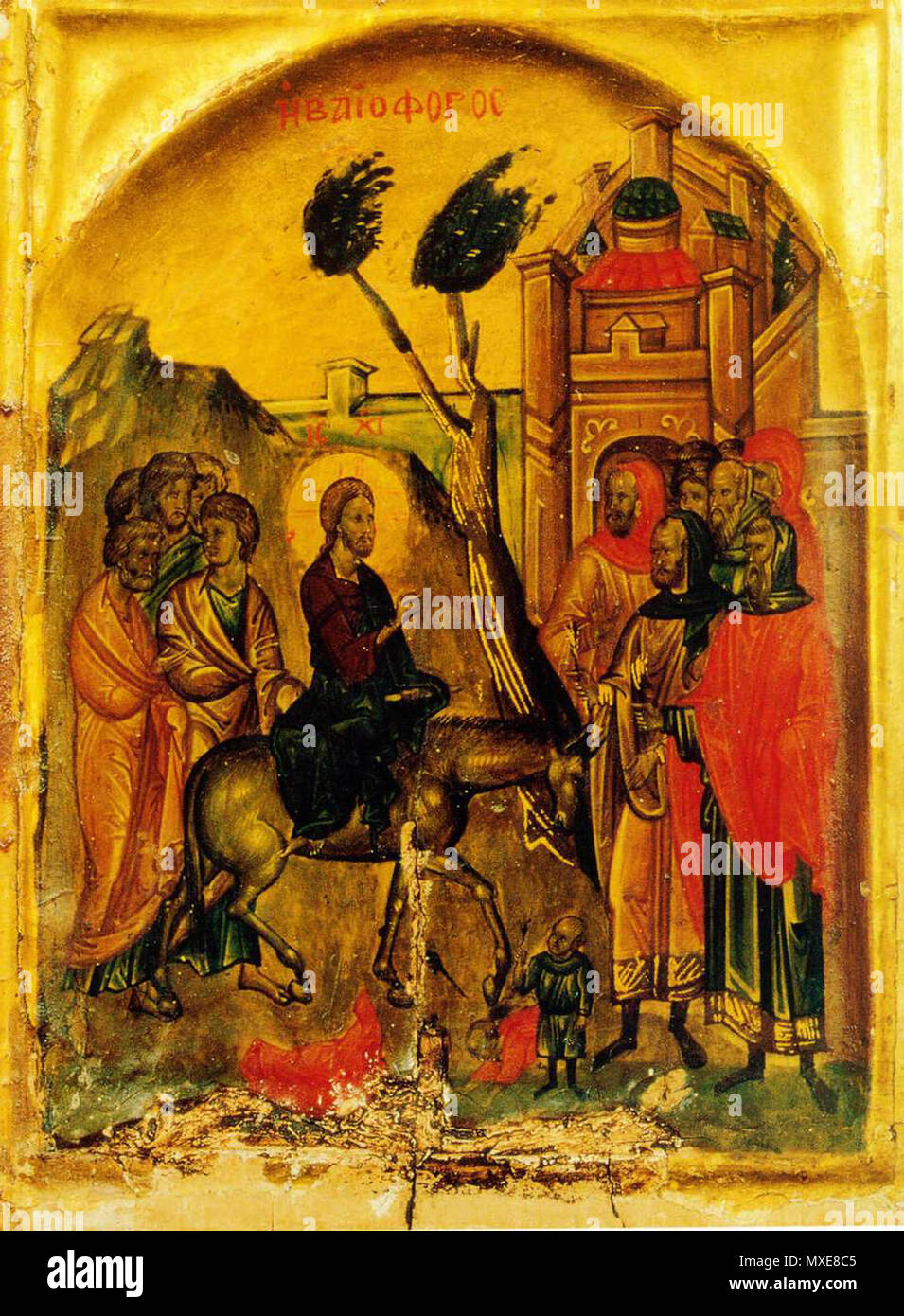 . English: Christ's triumphant entry into Jerusalem. 14th Century icon from St. Catherine's Monastery of Mount Sinai. 14th century. Unknown 128 Christ entering Jerusalem icon Stock Photo