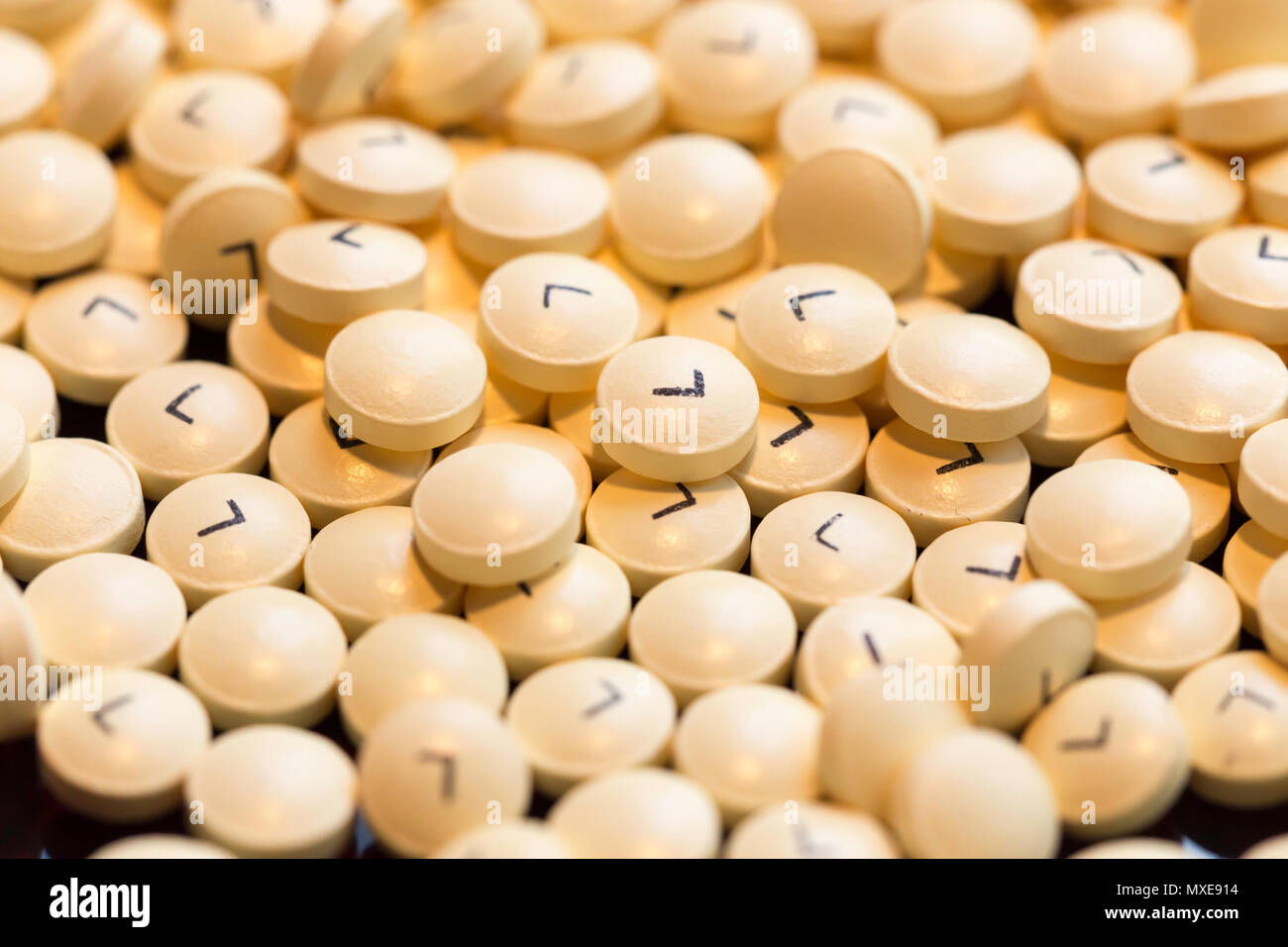 Low dose aspirin hires stock photography and images Alamy