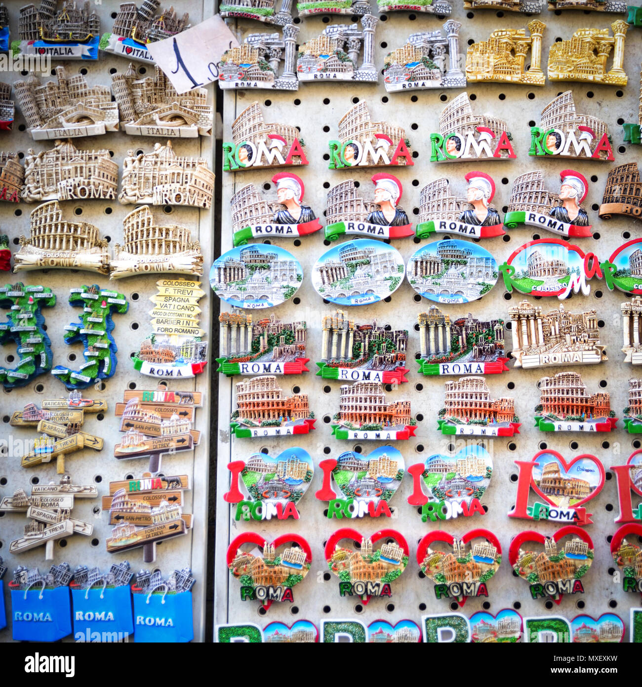 Rome, Italy - souvenirs in a shop Stock Photo - Alamy