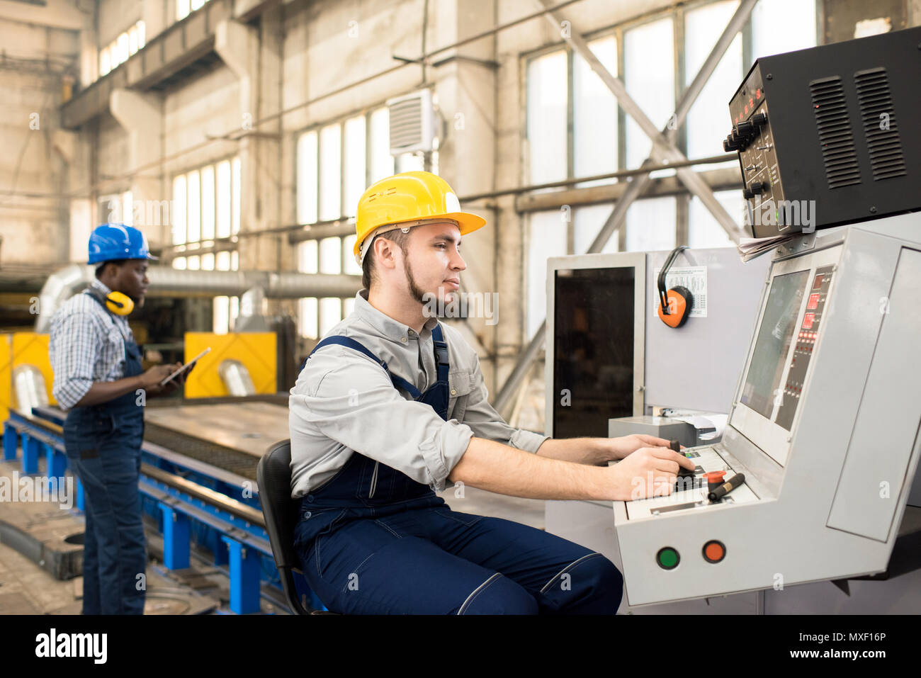 Process Operator Stock Photos & Process Operator Stock Images - Alamy