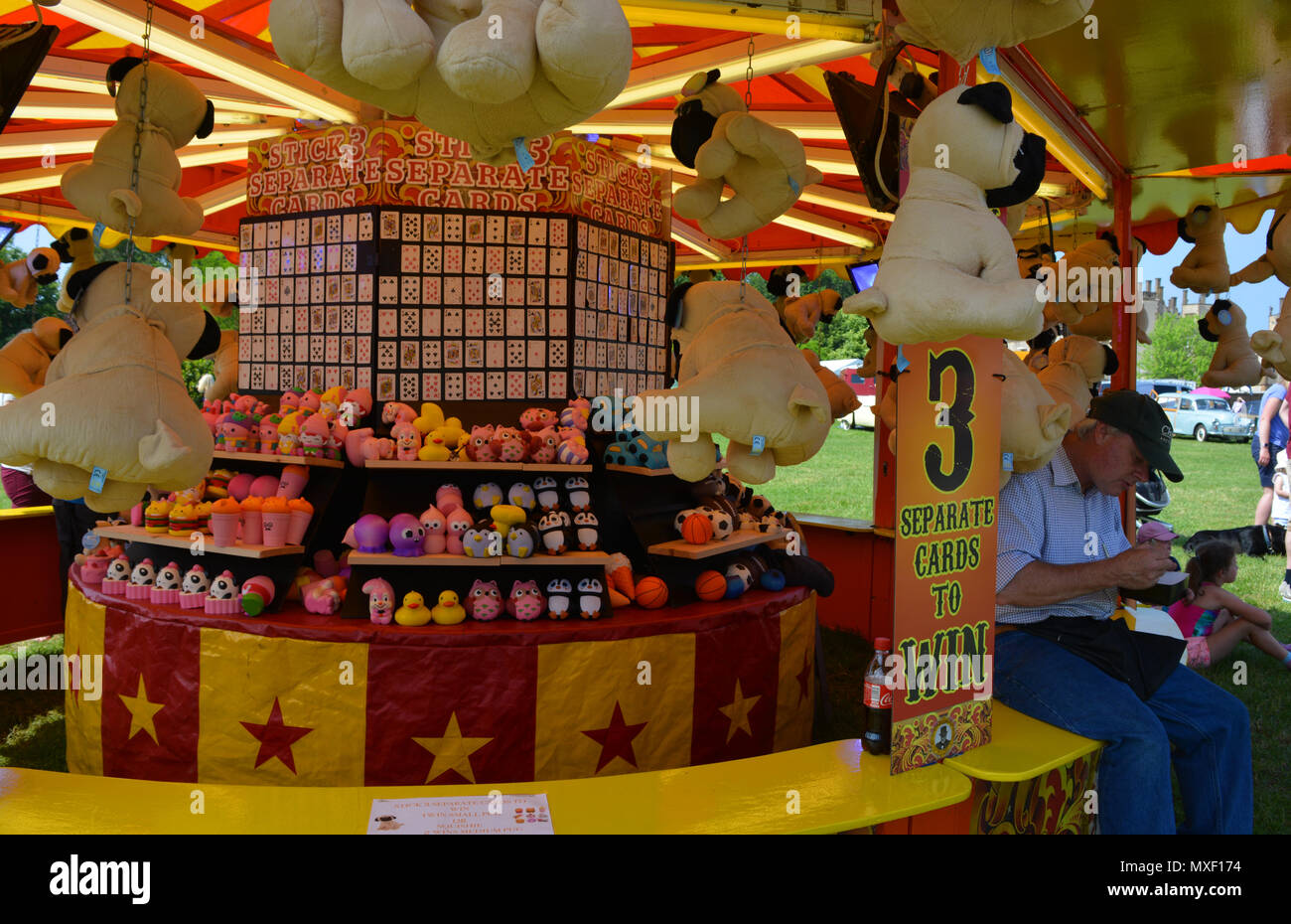 Fairground games darts hires stock photography and images Alamy