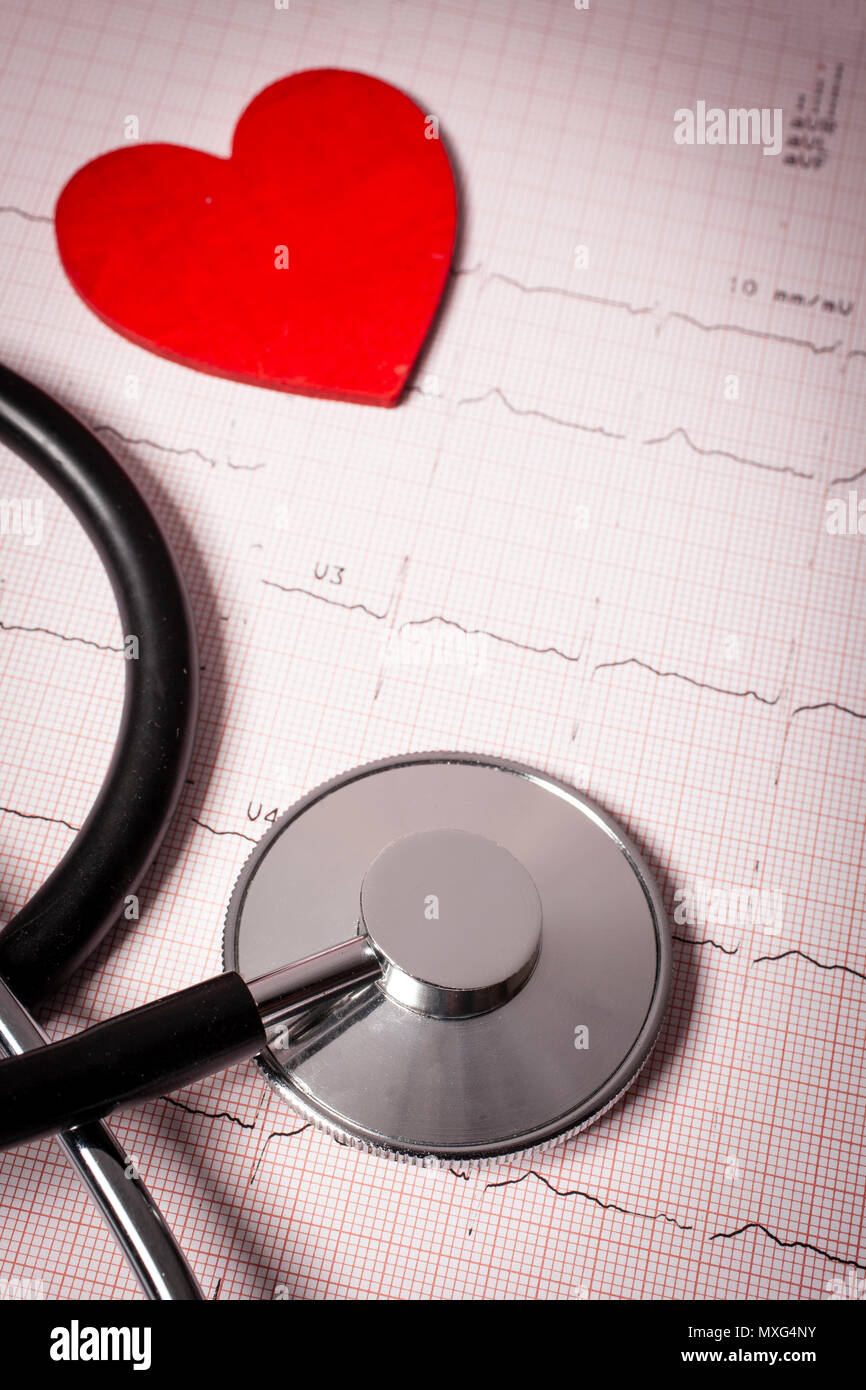 Electrocardiogram trace hi-res stock photography and images - Alamy