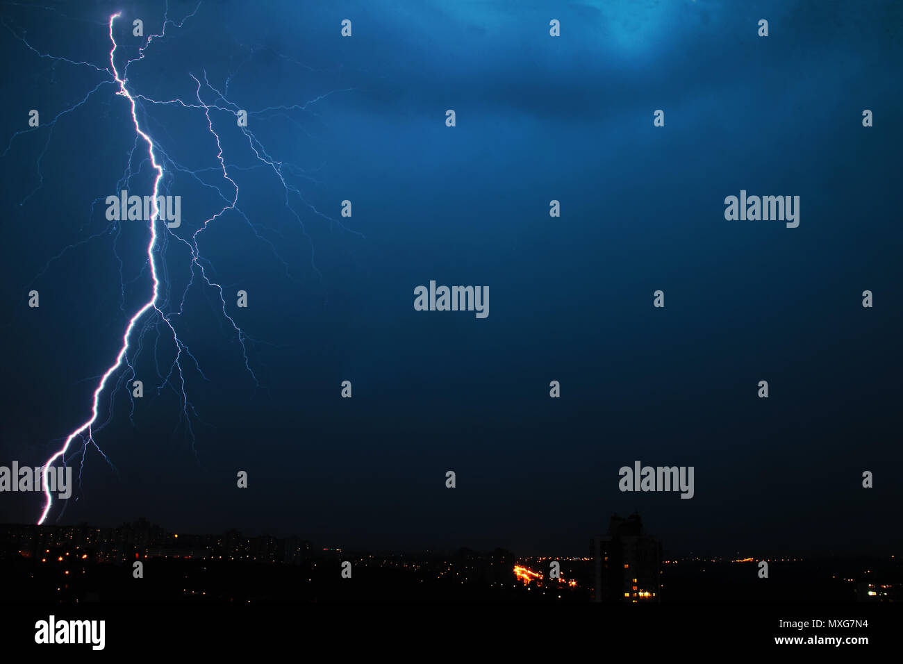 Huge lightning bolt hi-res stock photography and images - Alamy