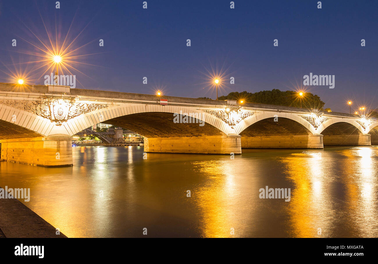 The Austerlitz bridge at night Paris, France Stock Photo - Alamy