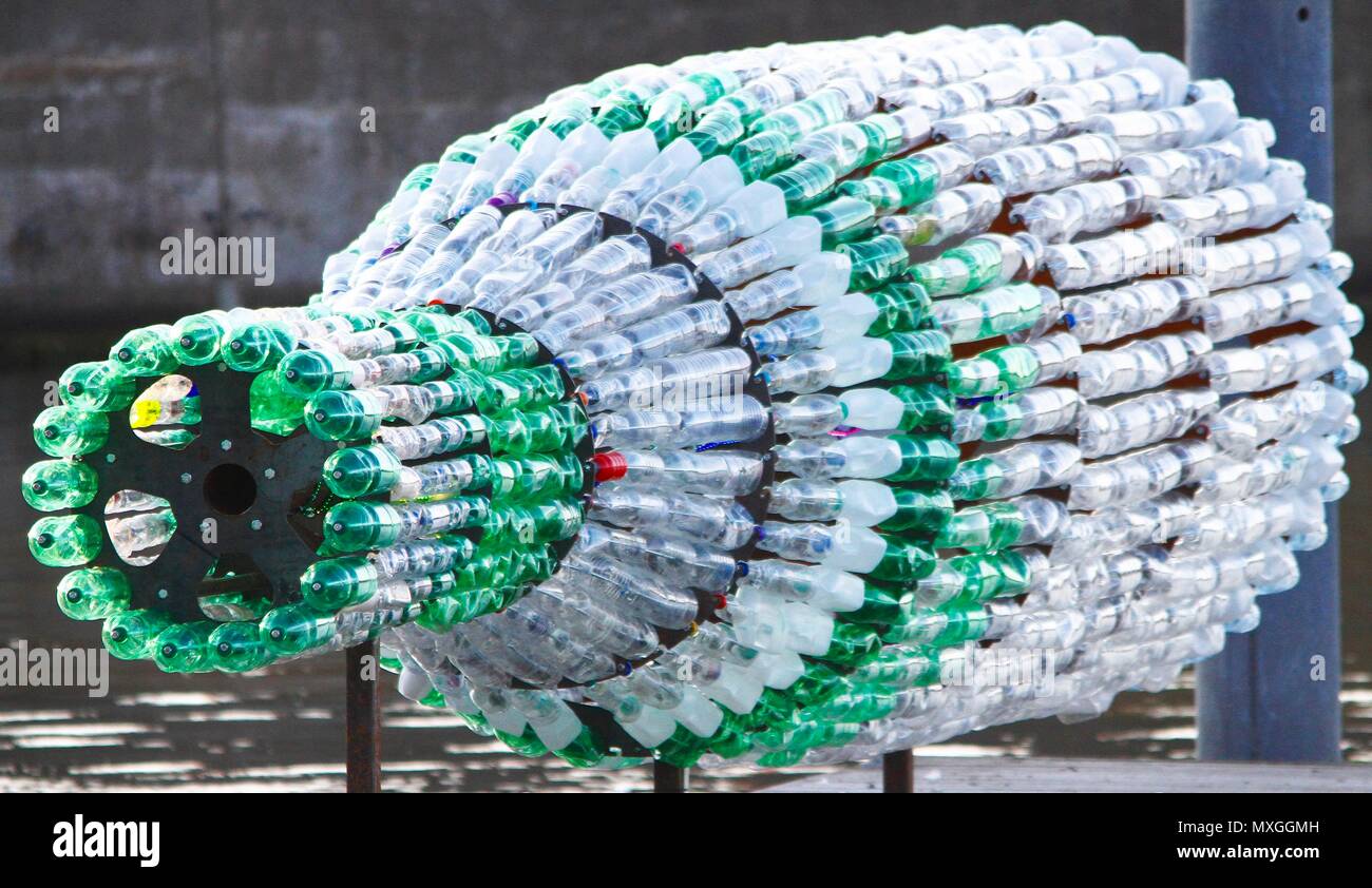Recycled Plastic Bottle Sculptures Plants Made From Recycled Plastic