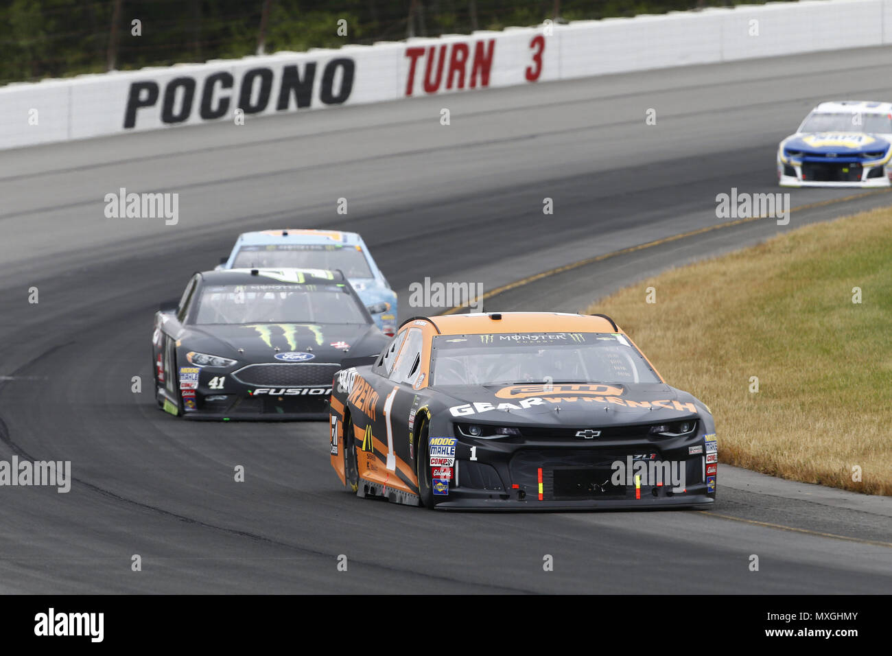 Pocono 400 nascar hi-res stock photography and images - Page 3