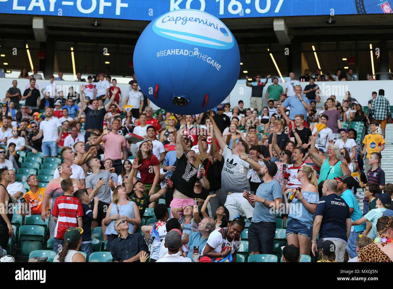 Twickenham, London, UK. 3rd Jun, 2018. Rugby fans. HSBC World rugby sevens series 2018 , London, Twickenham Stadium , day 2 on Sunday 3rd June 2018.  this image may only be used for Editorial purposes. Editorial use only,  pic by Andrew Orchard//Andrew Orchard sports photography/Alamy Live news Stock Photo